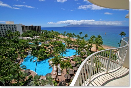 exterior pool and beach
